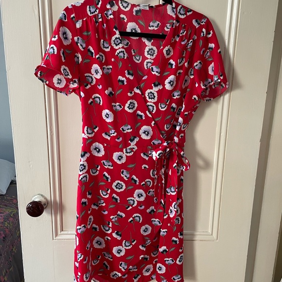 Red J Crew Wrap Dress, floral poppy print - Picture 2 of 4